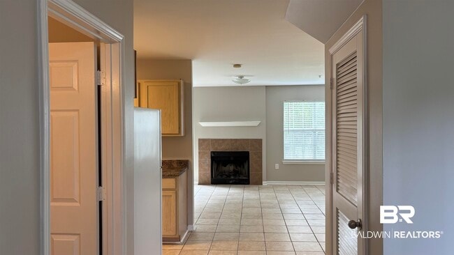 Building Photo - 1517 Regency Rd
