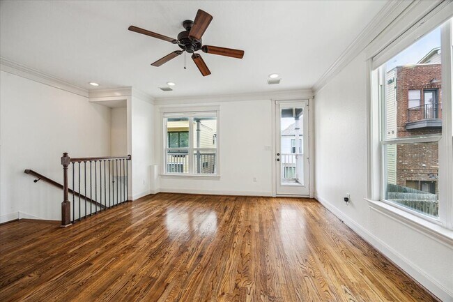 Building Photo - 829 Asbury St