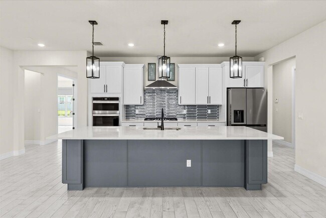 Building Photo - 10372 SW Green Turtle Ln