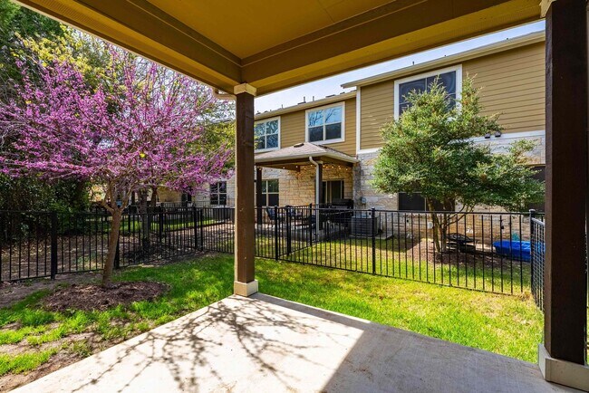 Building Photo - Beautiful 3 bedroom, 2.5 bathroom home in Ridge at Slaughter!!!