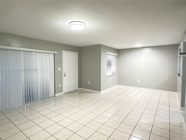 Building Photo - 8570 NW 3rd Ln