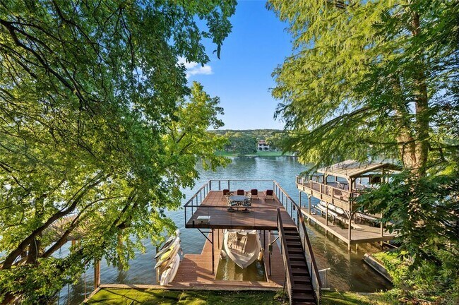 Building Photo - 1708 Ski Slope Dr