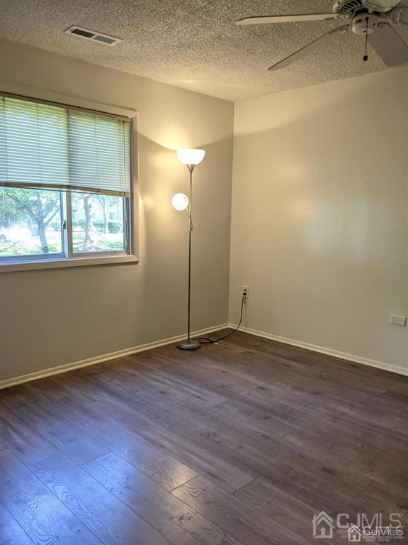 Building Photo - 2307 Aspen Dr