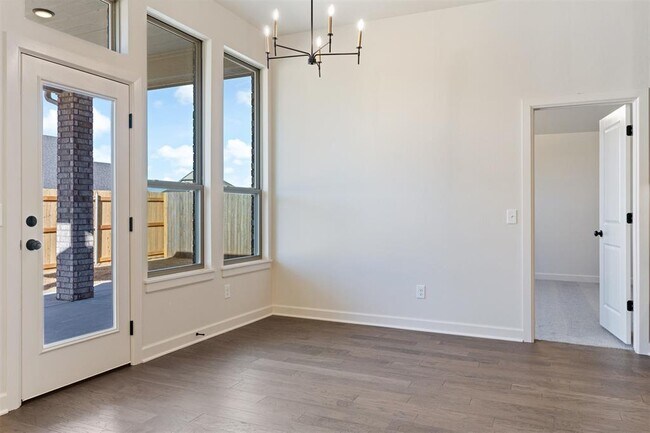 Building Photo - 13325 SW 8th St