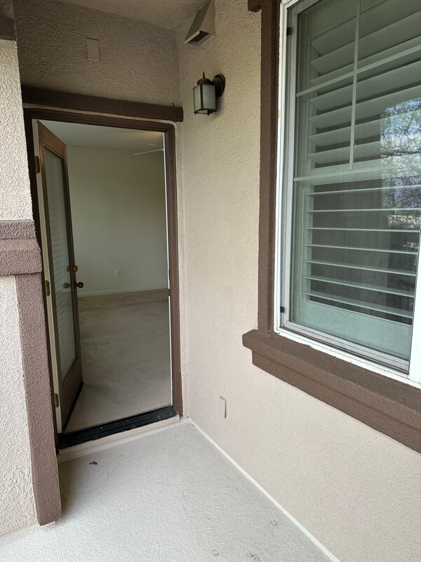 Building Photo - 12400 Fair Oaks Blvd