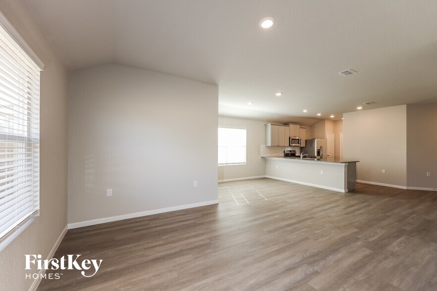 Building Photo - 4435 Meadowland Pl