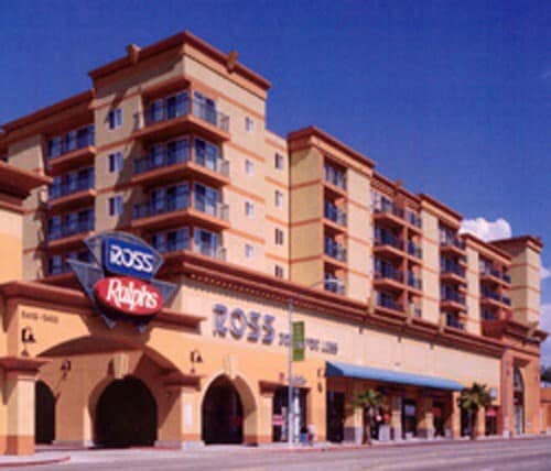 Building Photo - 5411 Hollywood Blvd