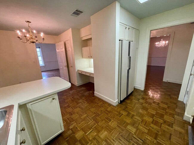 Building Photo - 111 Woodland Ave