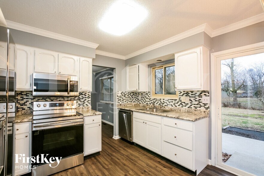 Building Photo - 7843 Stafford Ln