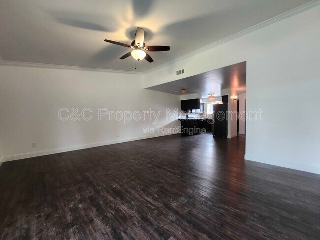 Building Photo - 2546 W Victor Ct