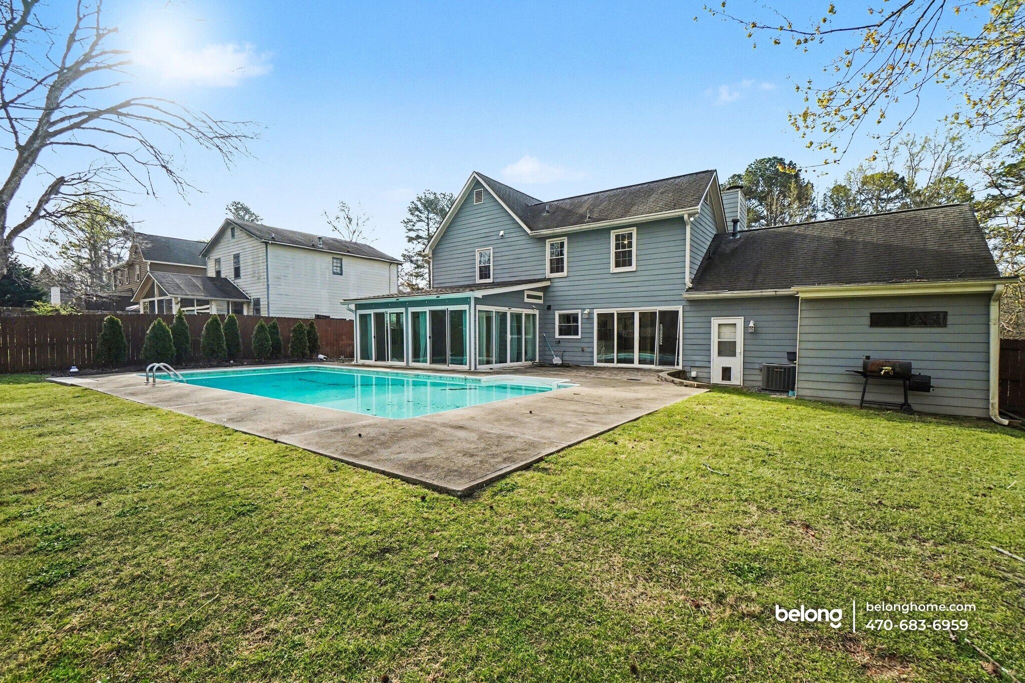 Building Photo - 1004 Natalie Ln SE