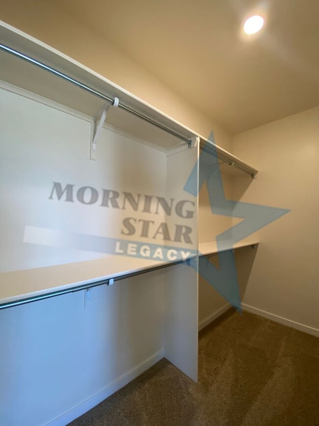 Building Photo - NEWER CONSTRUCTION - MOVE IN READY