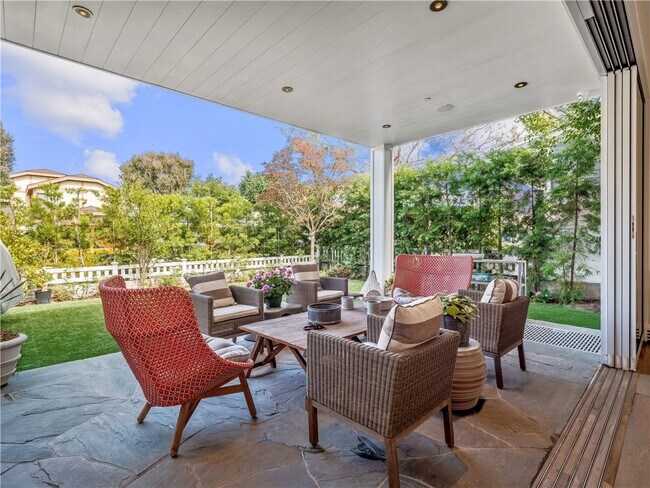 Building Photo - 3403 Laurel Ave