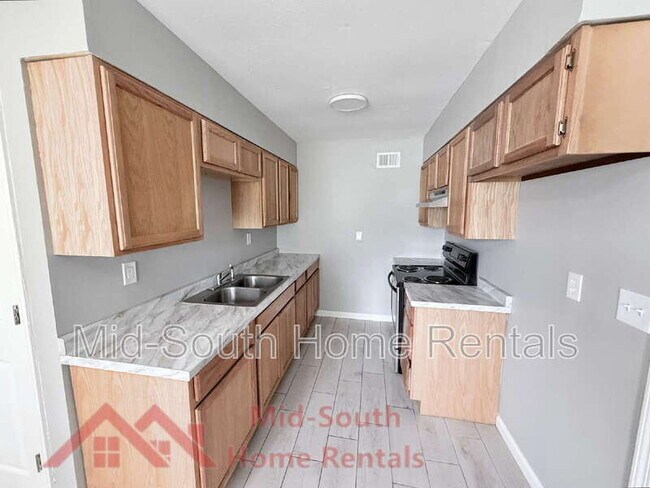 Building Photo - 4400 Elmridge St