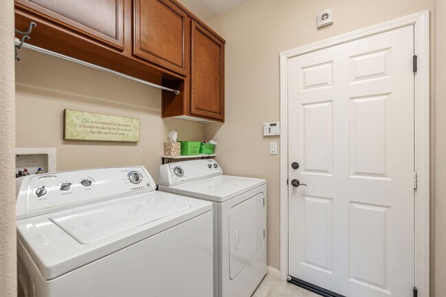 Building Photo - 61275 Fire Barrel Dr