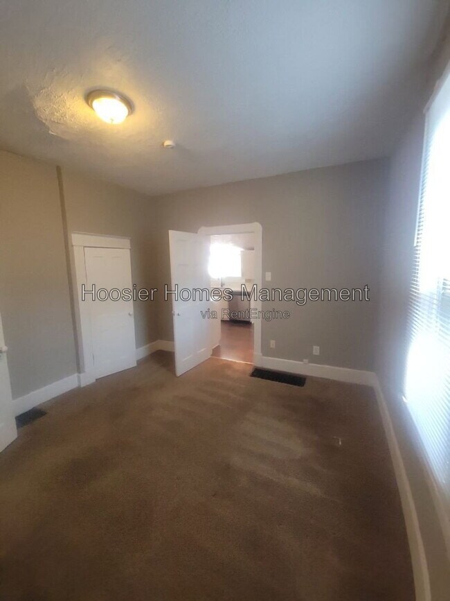 Building Photo - 4553 Ralston Ave