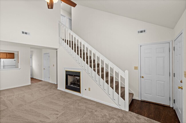 Building Photo - 3523-3525 Prescott Dr.