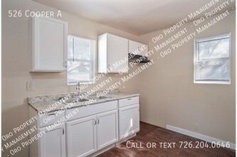 Building Photo - 526 Cooper St