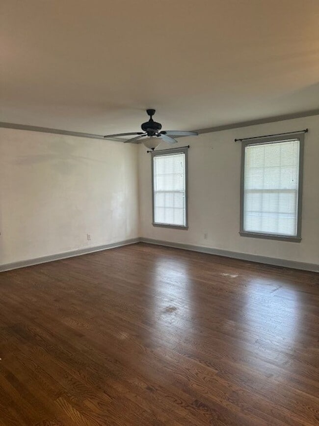 Building Photo - 3 Bed/2 Bath Home - Minutes from SJAFB, Sh...