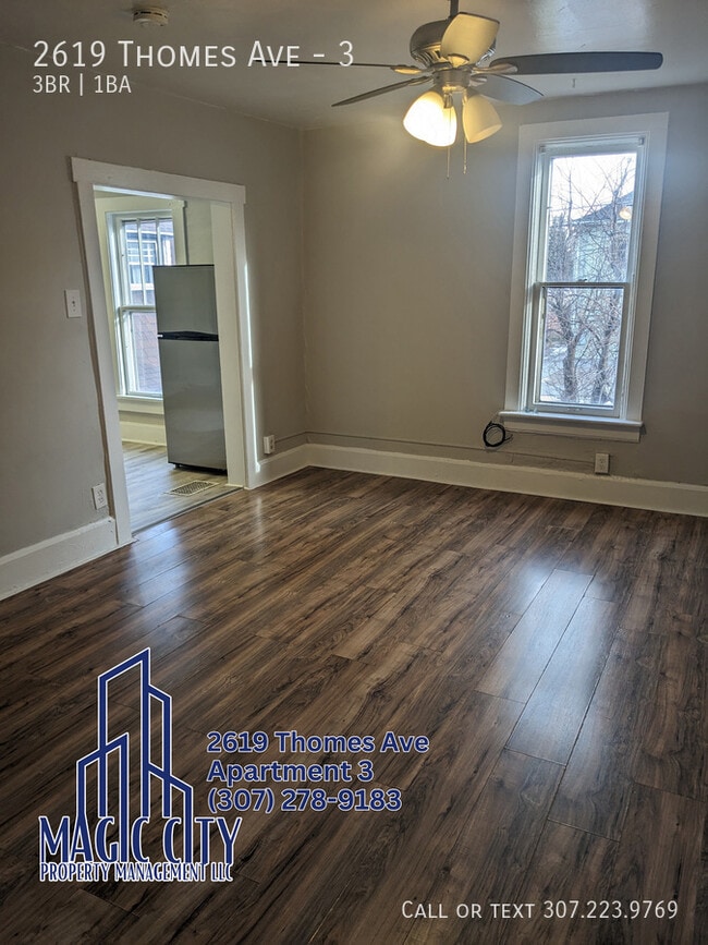 Building Photo - 2619 Thomes Ave