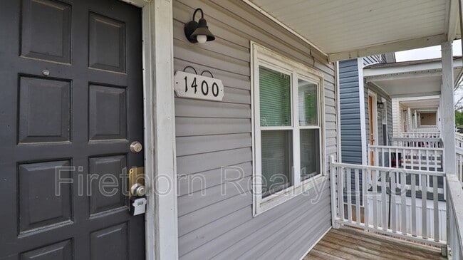 Building Photo - 1400 Maple St