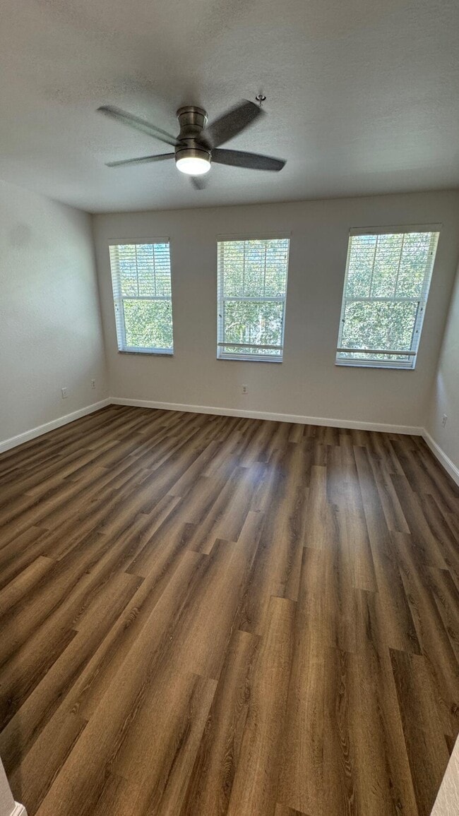 Building Photo - 430 Amador Ln