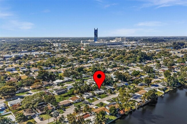 Building Photo - 4214 SW 49th Ct