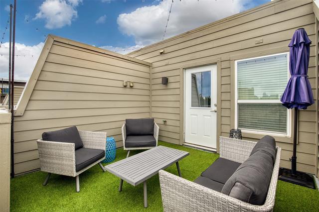 Building Photo - 4906 Live Oak St