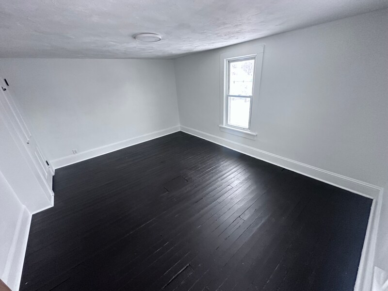 Building Photo - 477 E Martin St