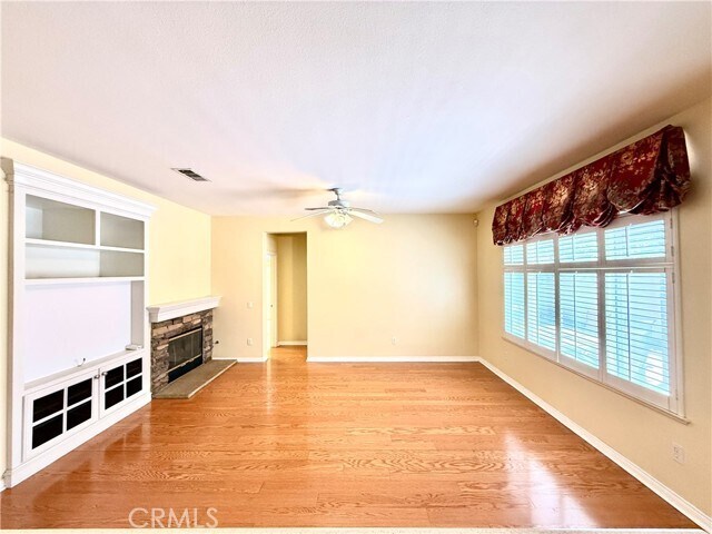 Building Photo - 1319 Jacaranda Cir