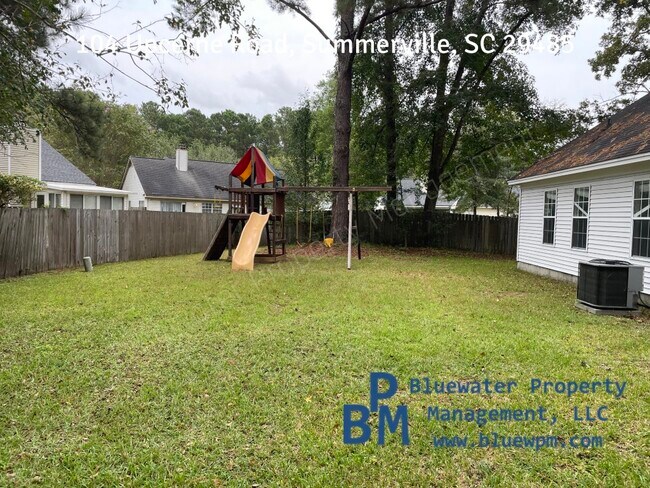 Building Photo - 104 Upcerne Rd