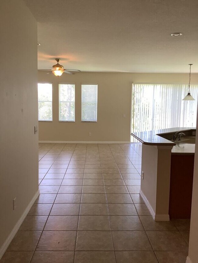Building Photo - $200 off 1st mo rent! NEWBURY PARK -9157 Leeland Archer Blvd. Orlando, FL 32836
