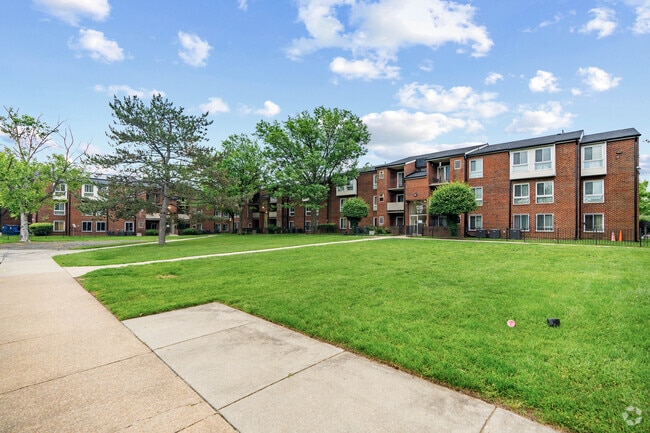 1321 5th St NW - Second Northwest Co-Op Homes