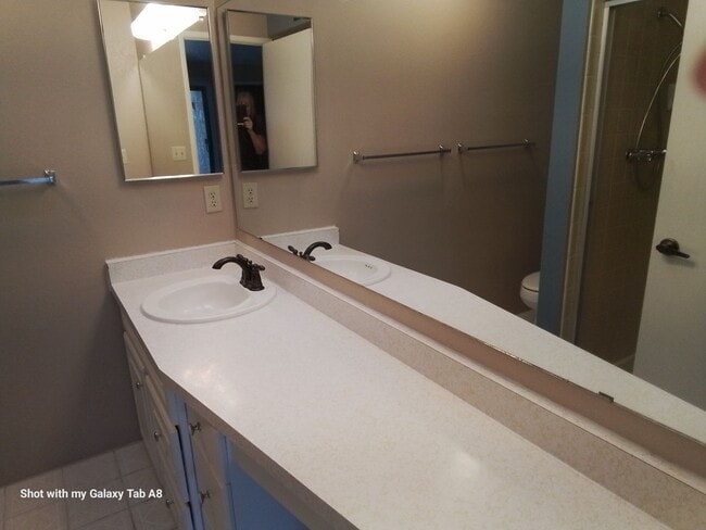 Building Photo - Unfurnished end unit townhome  55 and older community