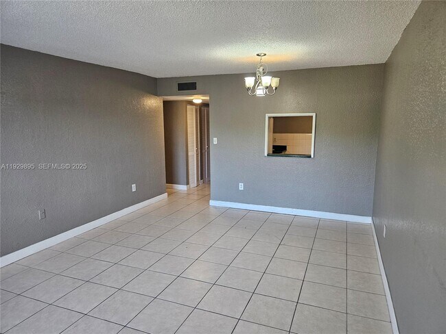 Building Photo - 4314 NW 9th Ave