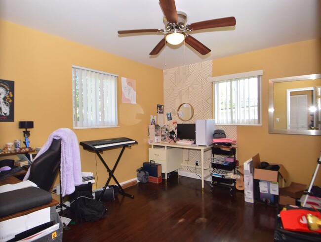 Building Photo - Wonderful Home in the Heart of My Old Arli...