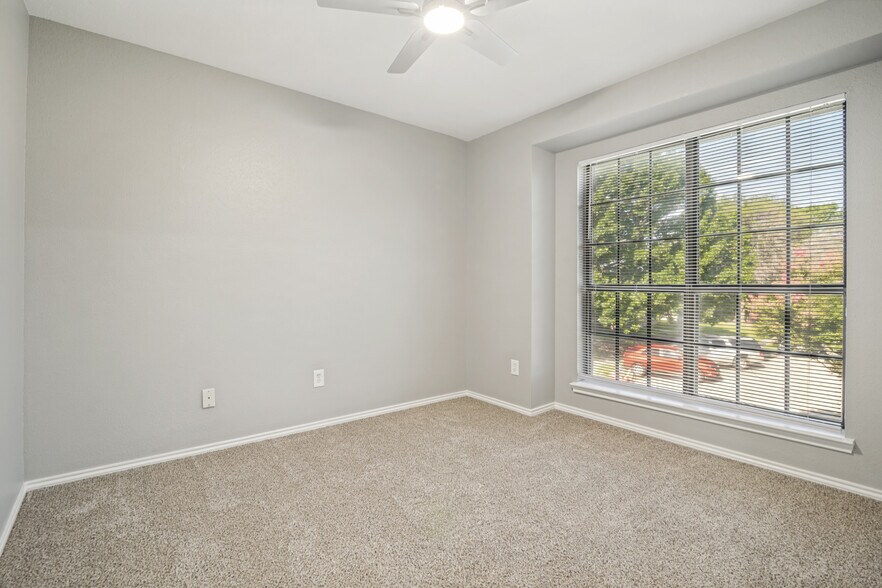 Bedroom 2 - 2700 Cornell Dr