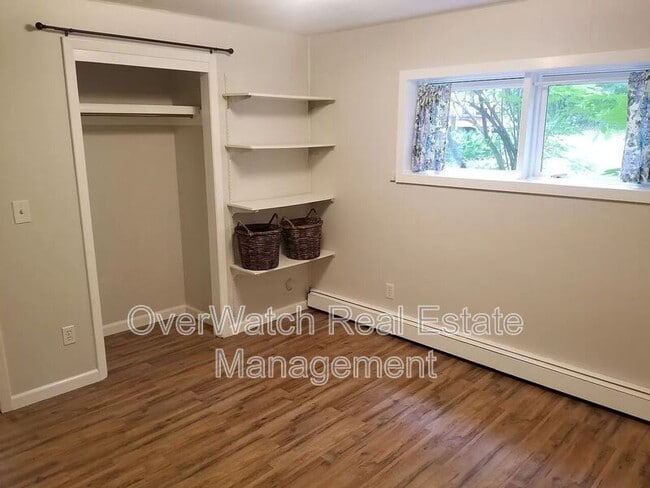 Building Photo - 3740 Winterset Dr