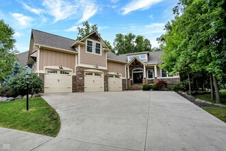 Building Photo - 16893 Oak Manor Dr