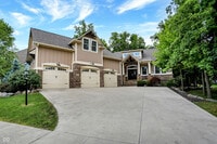 Building Photo - 16893 Oak Manor Dr