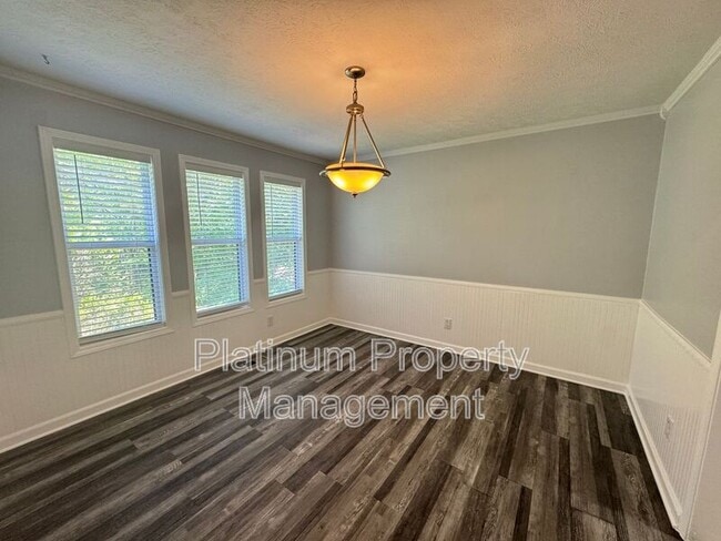 Building Photo - 4798 Rock Island Ln NW