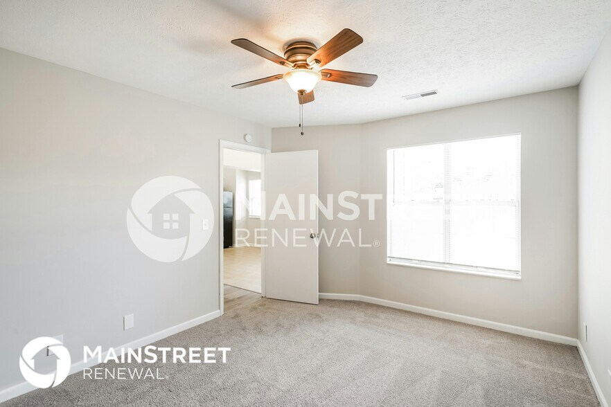 Building Photo - 503 Selsey Ct S