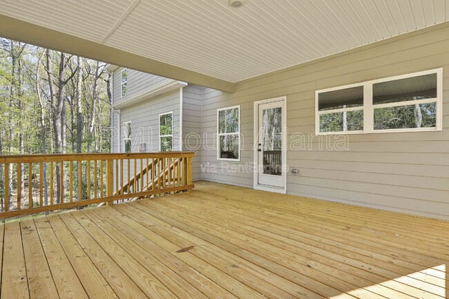 Building Photo - 10 Singletree