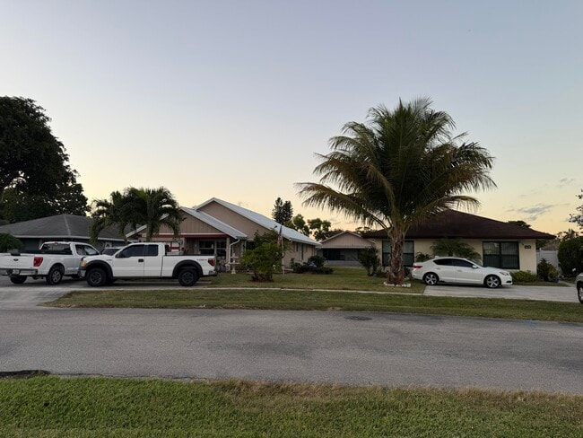 Building Photo - 1389 Pines Ln