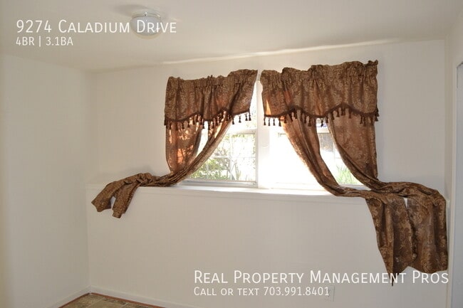 Building Photo - 9274 Caladium Dr