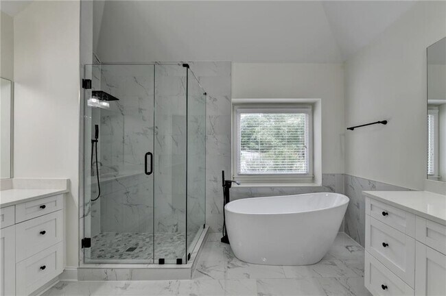 Building Photo - 10645 Honey Brook Cir
