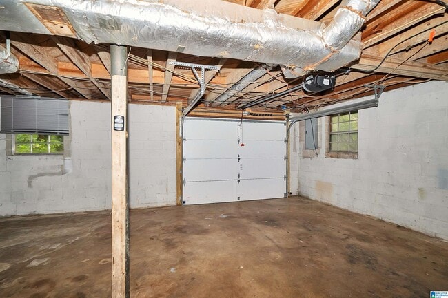 Building Photo - 2415 Ormond Dr