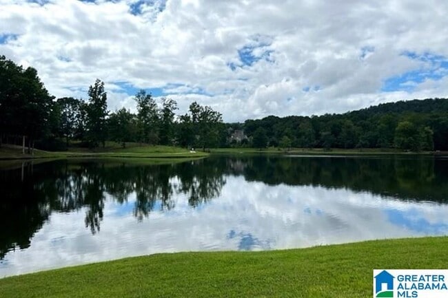 Building Photo - 5126 English Turn