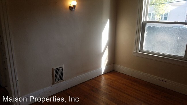 Building Photo - 39 Engel Pl