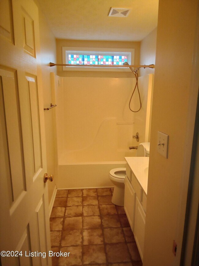 Building Photo - 10143 Spring Gate Dr